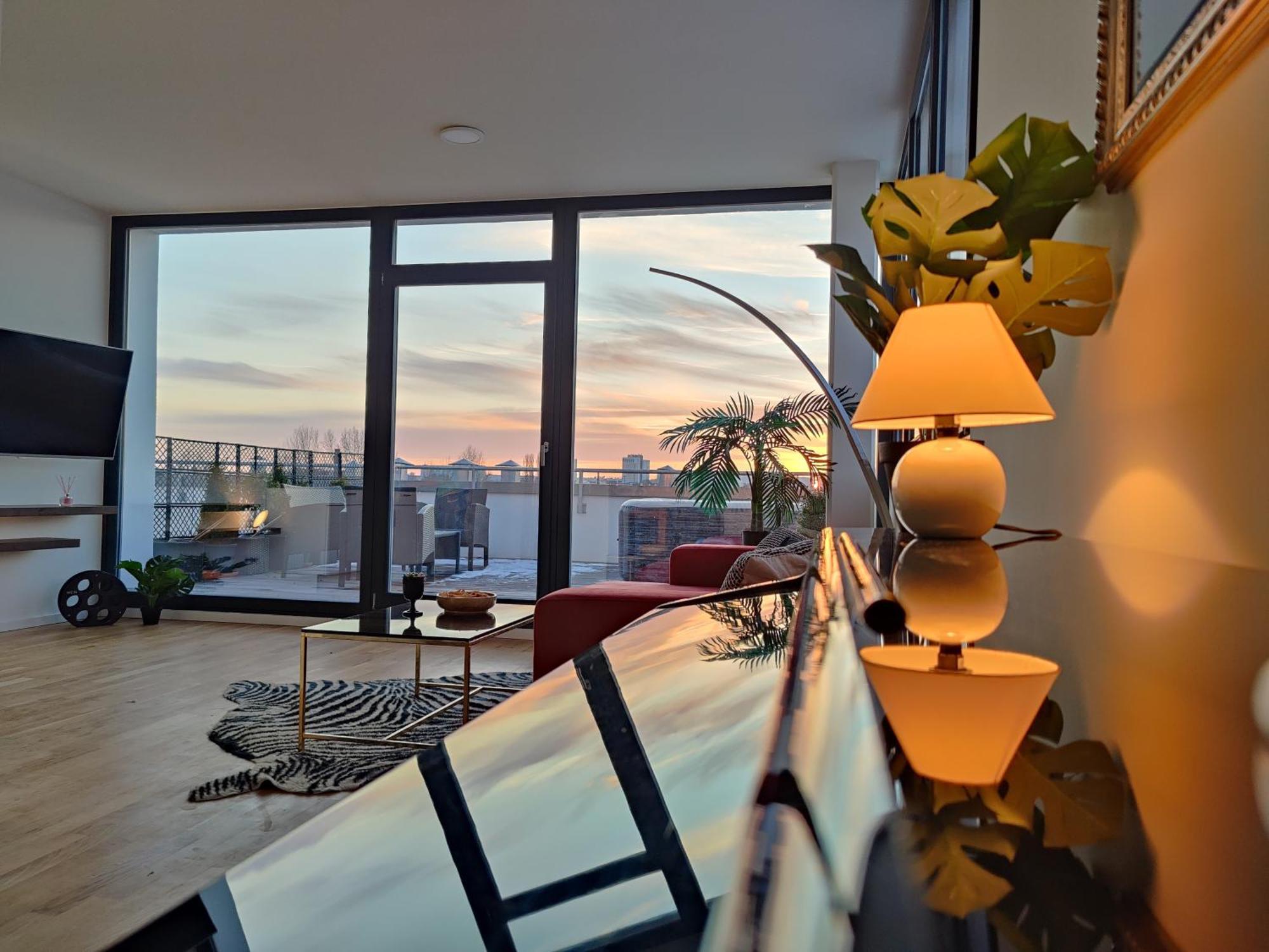 Maisonette-Penthouse Inklusive Whirlpool Ueber Den Daechern Von Magdeburgo Exterior foto